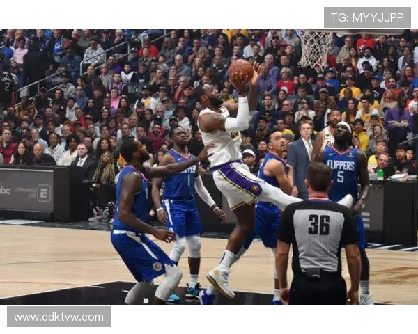 NBA 交易市场动态：最新签约与转会传闻_20260521200836