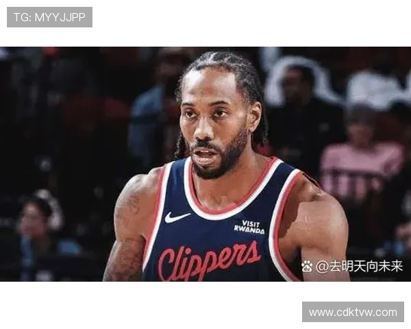 NBA季后赛争议判罚：关键瞬间回放与解析